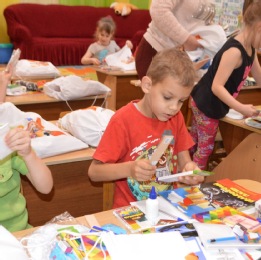Fundacja Świętego Mikołaja uruchamia program wsparcia rozwojowego dla dzieci z Ukrainy